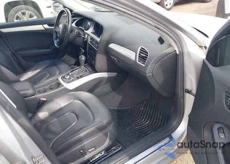 2010 Audi A4 2.0T Premium из США, поврежденный, VIN WAUFFAFLXAN055492